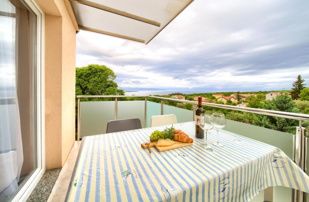 Malinska -Krk Apartment Bagian luar foto